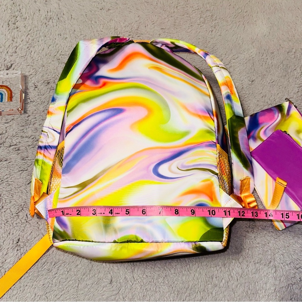 Tie dye backpack and pencil pouch - Picture 16 of 17